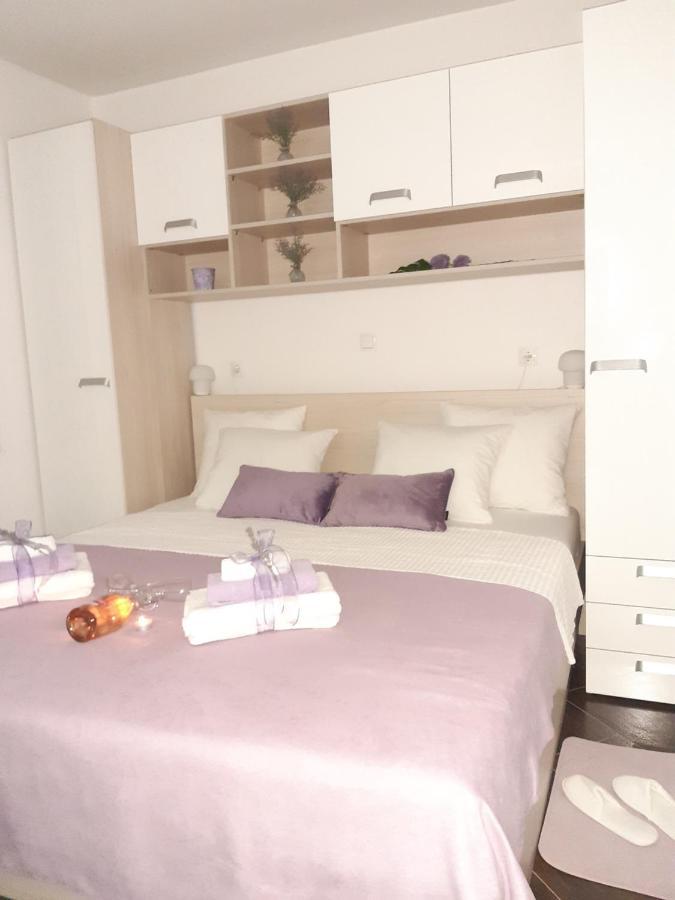 Apartment Dinko Rovanjska Bagian luar foto
