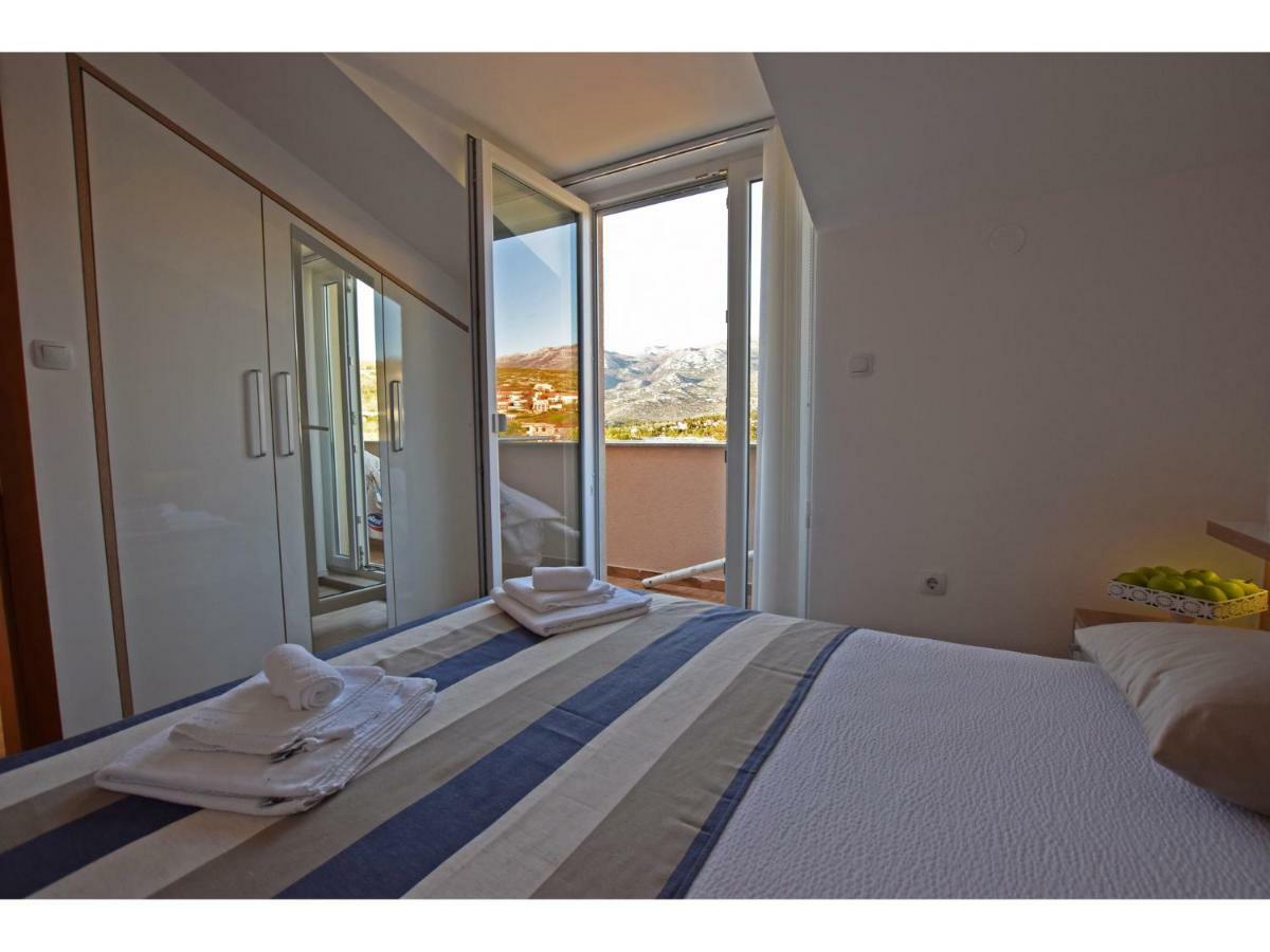 Apartment Dinko Rovanjska Bagian luar foto